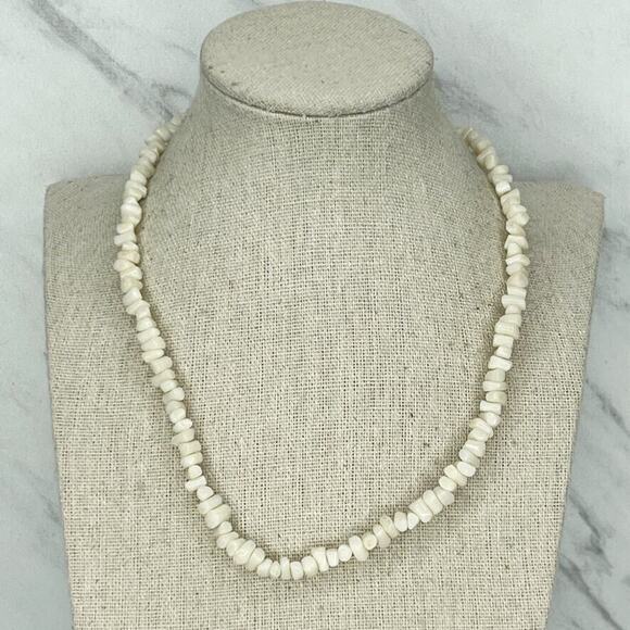Off White Shell Beaded Screw Clasp Necklace - Picture 1 of 4